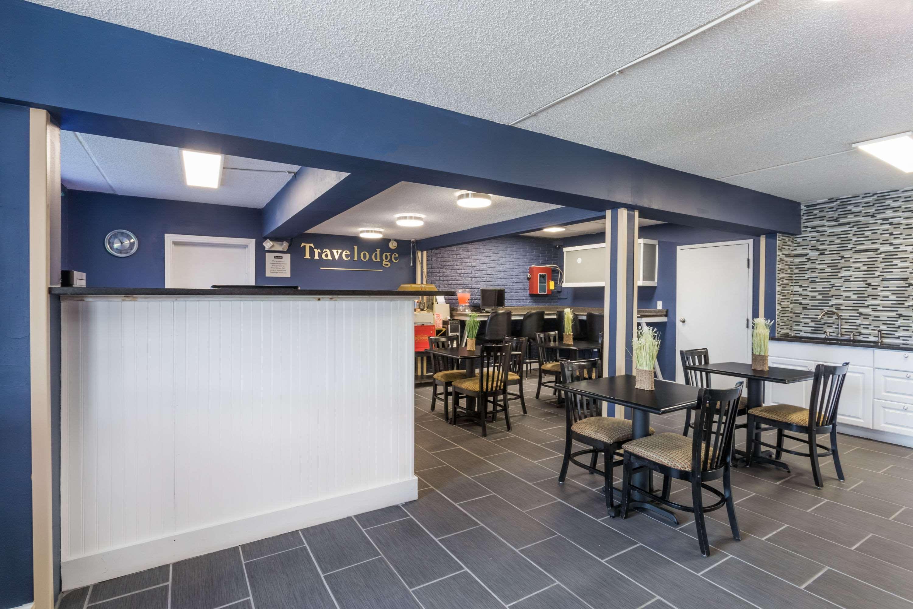 Travelodge By Wyndham Savannah Area/Richmond Hill Esterno foto
