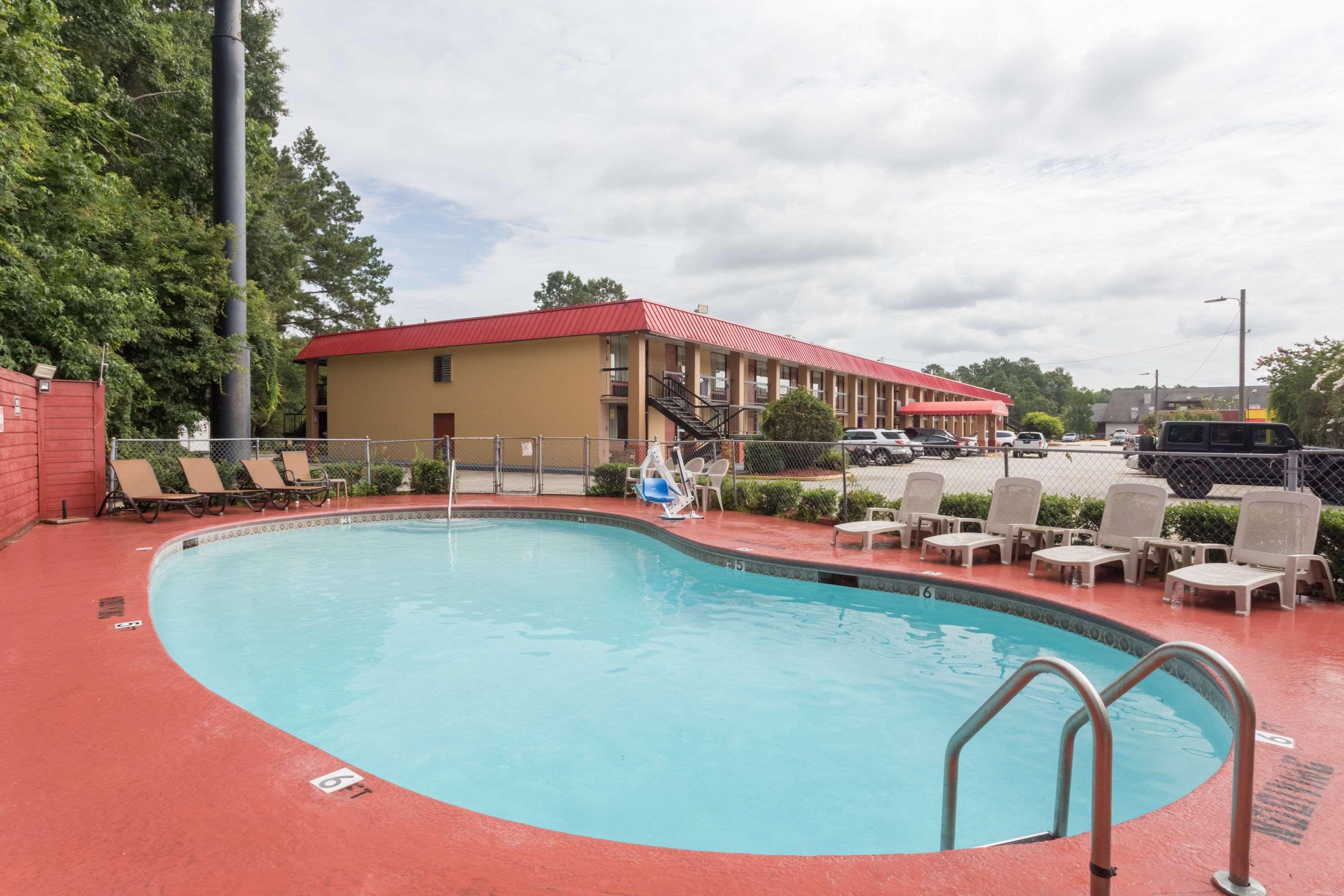 Travelodge By Wyndham Savannah Area/Richmond Hill Esterno foto