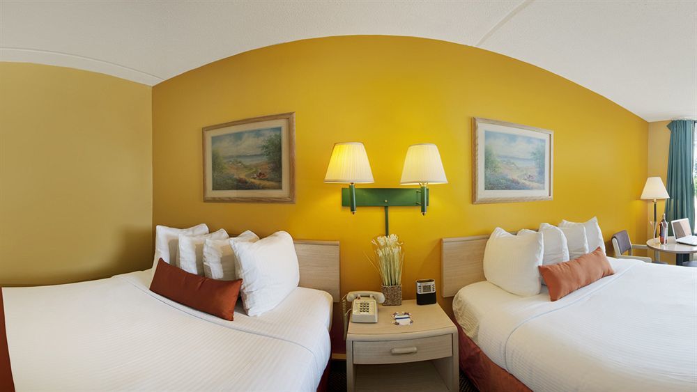 Travelodge By Wyndham Savannah Area/Richmond Hill Esterno foto