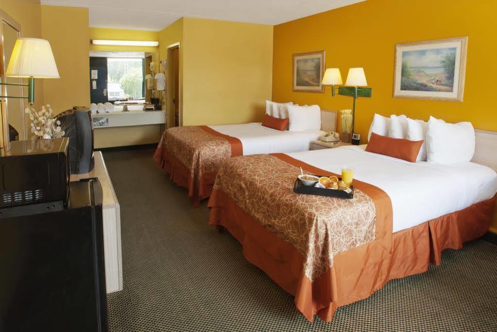 Travelodge By Wyndham Savannah Area/Richmond Hill Camera foto